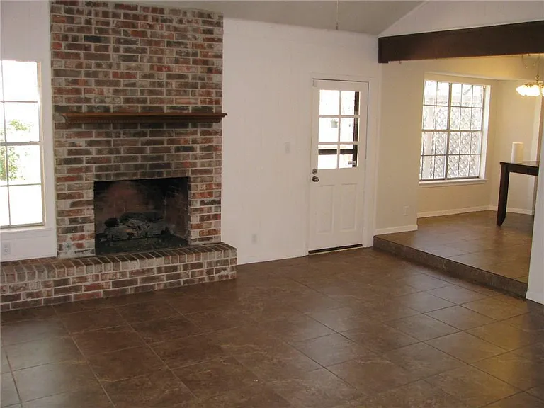 6509 Skycrest Dr — Photo 12