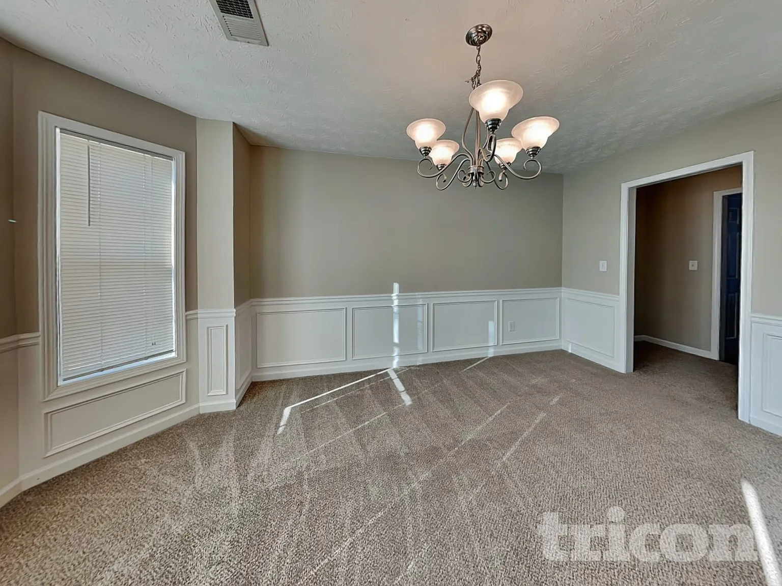 180 Prince Edward Way Covington GA — Photo 4