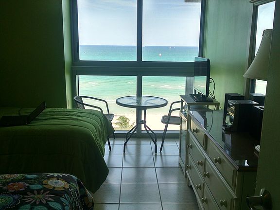 3rd image of 2655 Collins Ave APT 1412