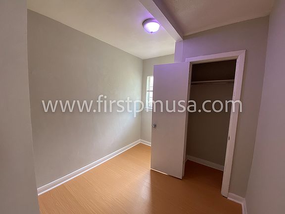 3rd image of 3407 Wilcox Blvd