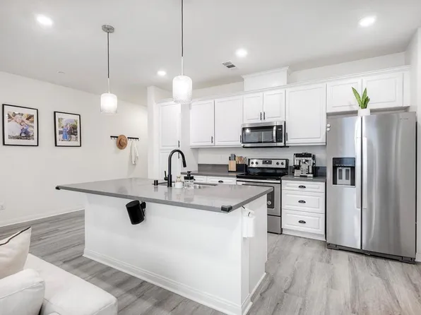 1374 Palo Verde Way, Vista, CA 92083