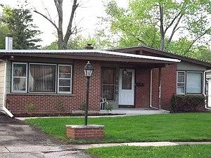2206 Martin Ln photo 1