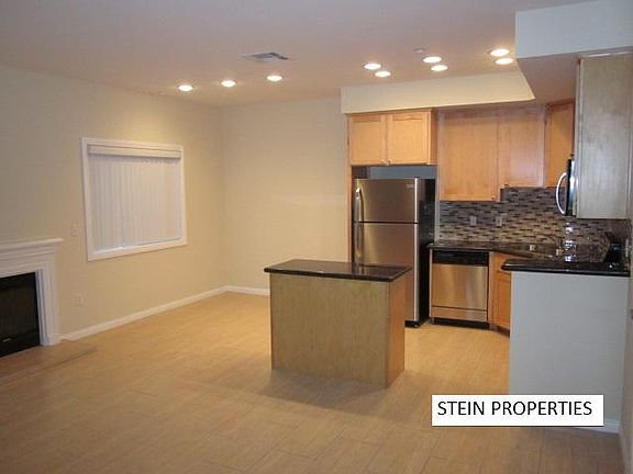 3rd image of 8251 Blackburn Ave