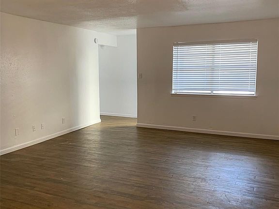 5th image of 6200 W Tidwell Rd APT 2701