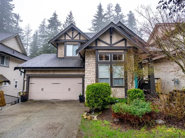 30 Hawthorn Dr, Pt Moody, BC V3H 0A4