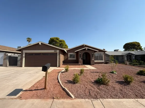 6570 Mountainwood Ln, Las Vegas, NV 89103