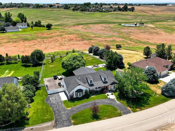 10551 W Deep Canyon Dr, Star, ID 83669