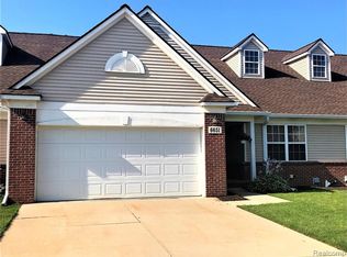 6651 Cortland Ave, Brighton, MI
