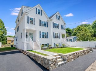 3 Nelly St #B, Wakefield, MA 01880