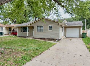3507 Linden Dr, Kearney, NE 68847