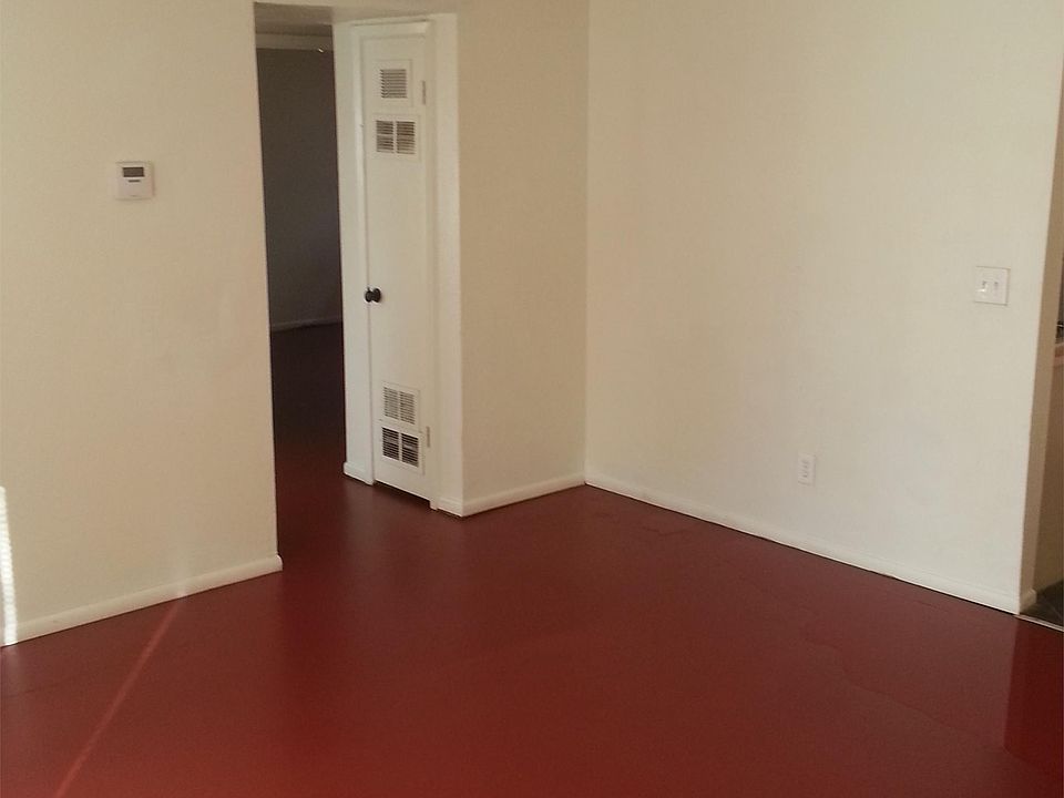 1st image of 1004 E Copper St Unit 3