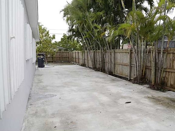 2nd image of 5300 Sw 115 Avenue #5300