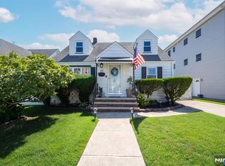82 Union St, East Rutherford, NJ 07073