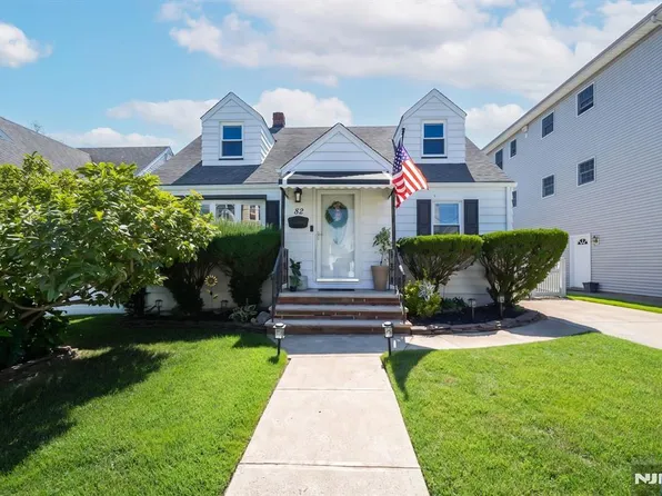 82 Union St, East Rutherford, NJ 07073