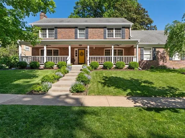 6965 Valley Rd, Kansas City, MO 64113