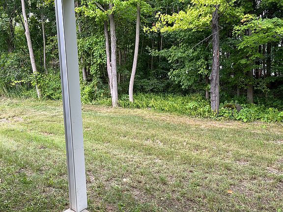 5th image of 2116 Community Ln #4C