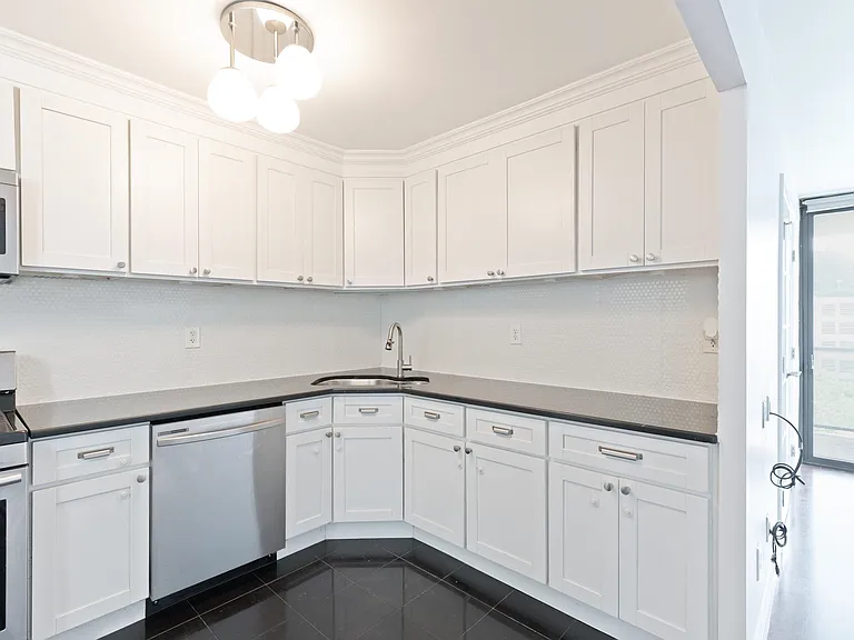 270 Luis M Marin Blvd #8E — Photo 9