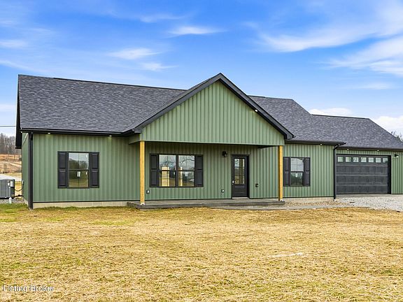 3rd image of 595 Hanging Rock Rd