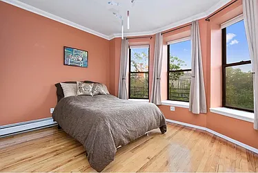 Rented by Triplemint