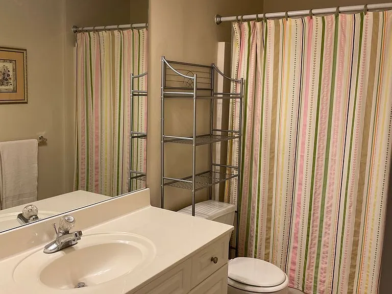 126 Hayesbury Ct — Photo 10