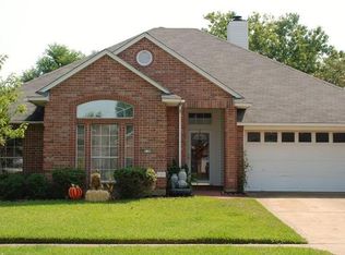 2112 Middle Creek Blvd, Bossier City, LA 71111