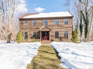 25 A Cedar Dr, Stony Brook, NY 11790