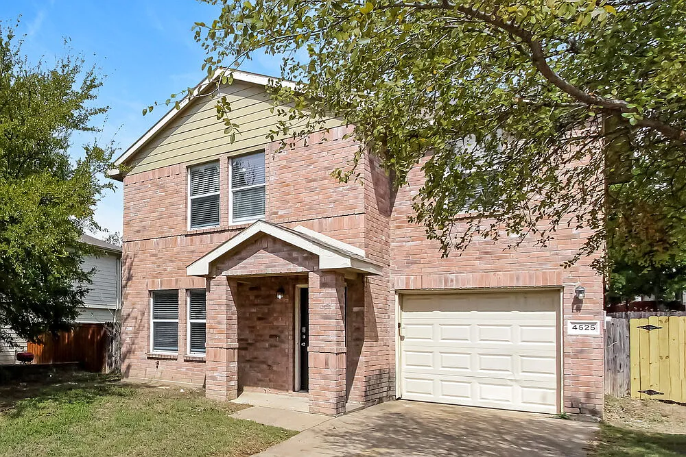 3 bed, 2.0 bath, 1224 sqft, $1,915 — Photo 4