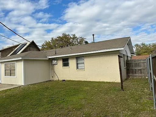 1119 Pebblebrook Dr — Photo 20
