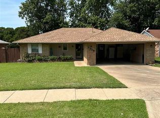 2708 Rice St, Ponca City, OK 74604