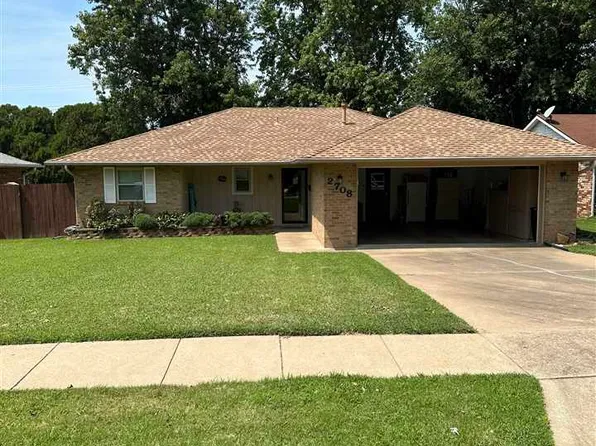 2708 Rice St, Ponca City, OK 74604
