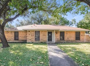 232 Connie Dr, Desoto, TX 75115