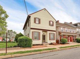 47 E Main St APT 1, Mountville, PA 17554