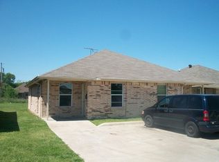 1007A SW Main St, Ennis, TX 75119