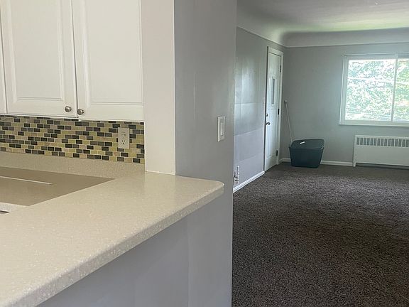 5th image of 1727 Sutton Ave