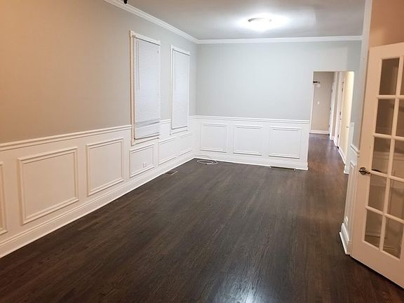 3rd image of 1645 W Summerdale Ave #1