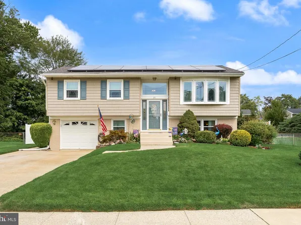 21 Colby Ave, Stratford, NJ 08084