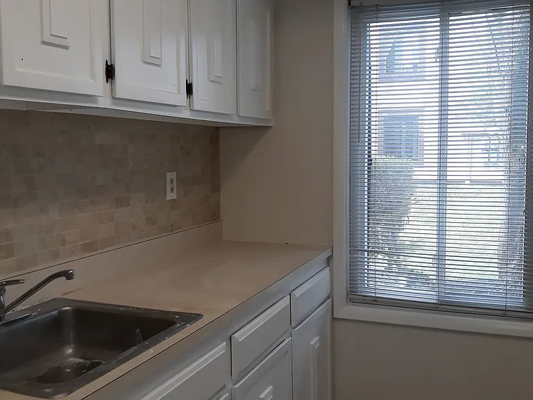 Kitchen showing the left side