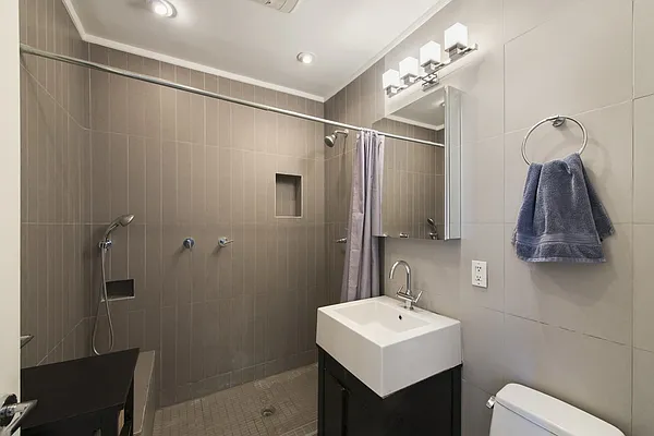 Sold by MNS | media 9