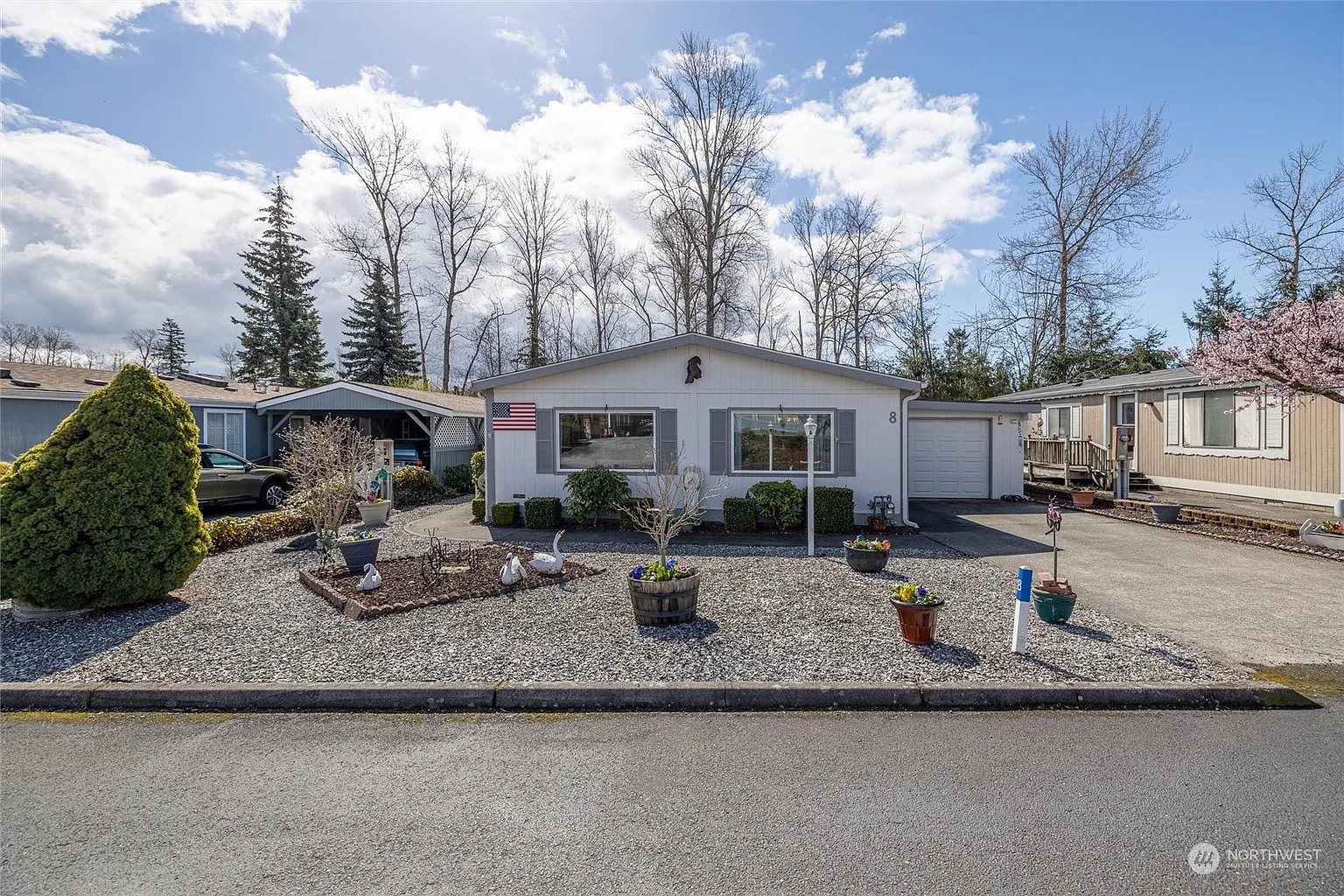 3802 James Street #8 photo 1