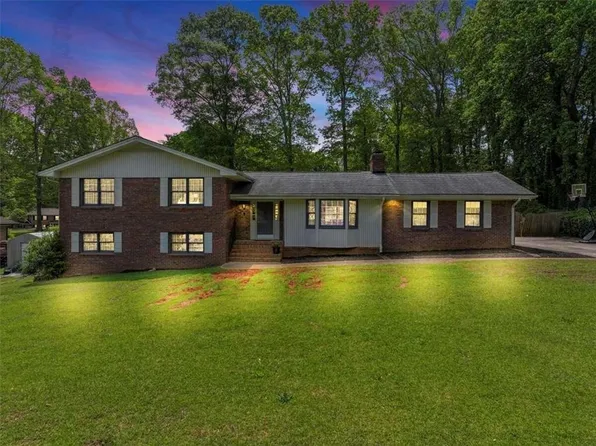 2750 Deerfield Ter, Lithia Springs, GA 30122