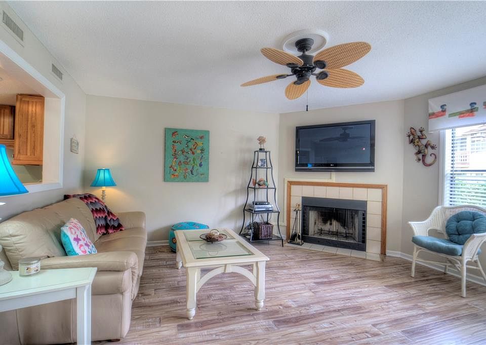 1st image of 311 S Harbour Oaks Dr #311
