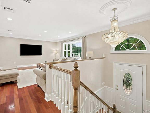 4th image of 3888 Fawn Court