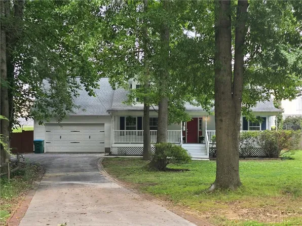 3979 Doral Cir, Atlanta, GA 30360