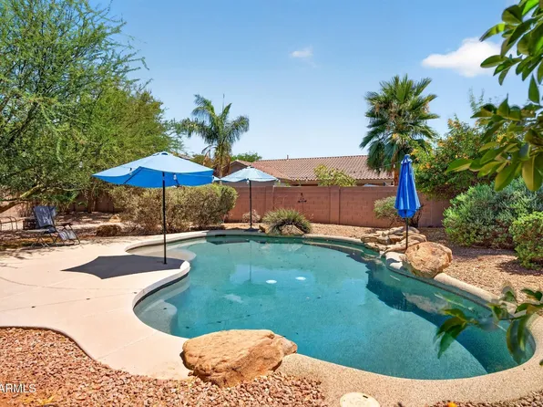 2355 E LA COSTA Place, Chandler, AZ 85249