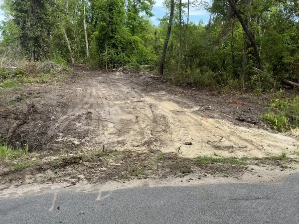 277 Herndon St, Walterboro, SC 29488