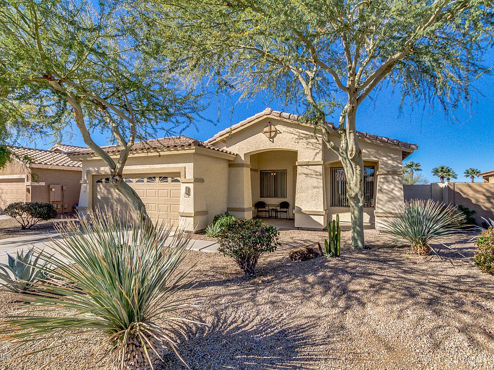 1st image of 17577 W Canyon Ln