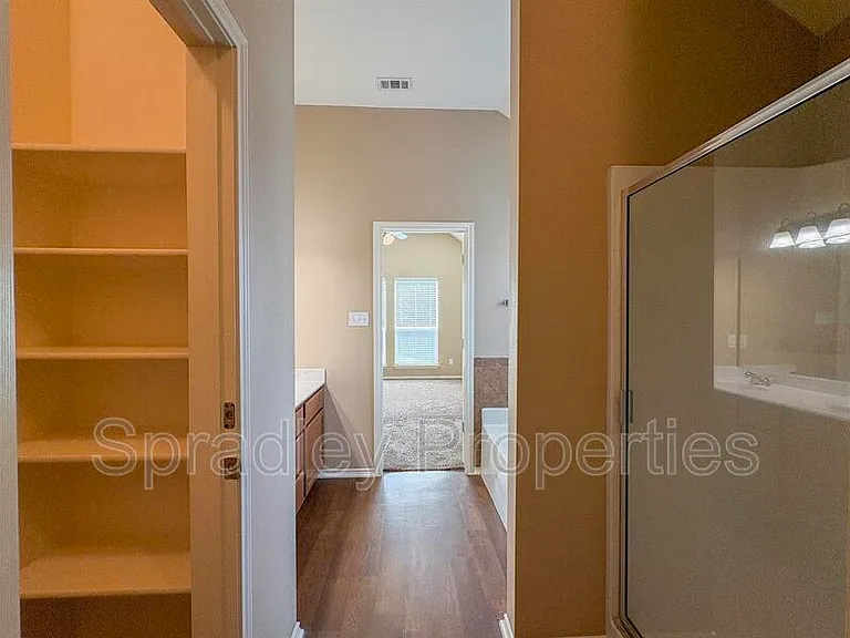 1113 Branchwood Way — Photo 22