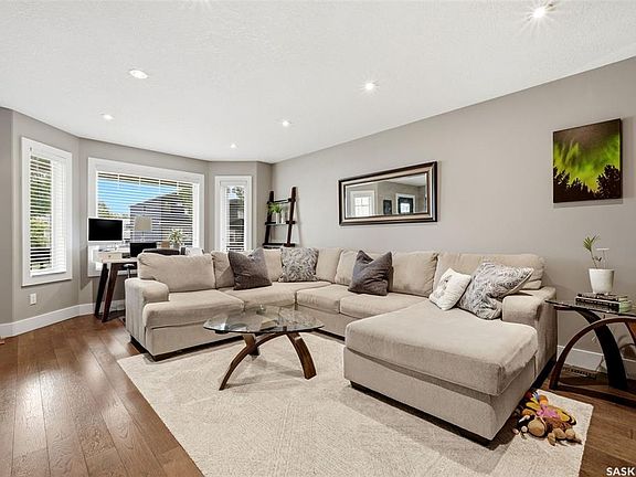 2nd image of 2860 Garnet STREET