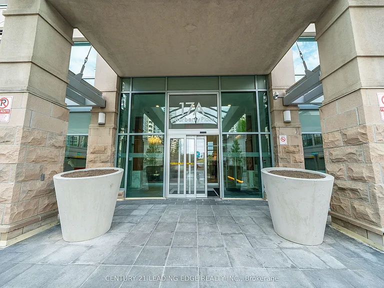 17 Barberry Pl #808 — Photo 4