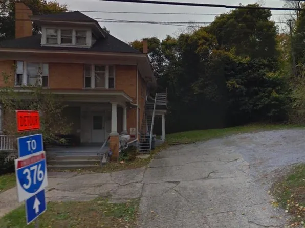 601 Chestnut St #3, Carnegie, PA 15106